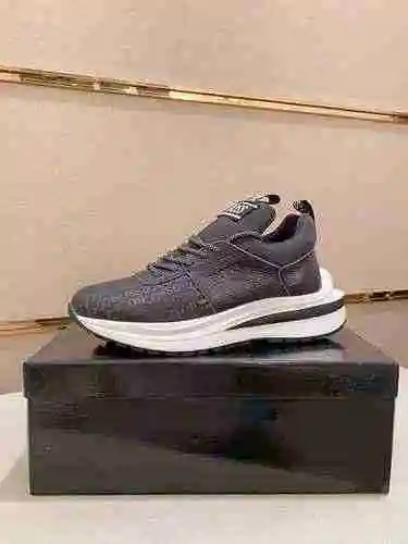 Boss 男鞋 编码：0517B50 Tamaño：38-44
