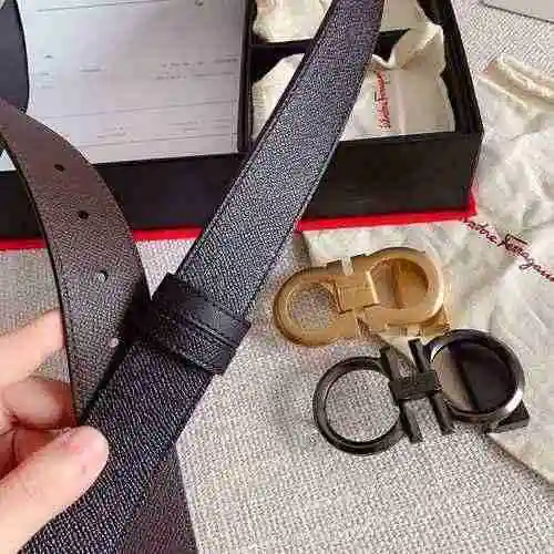 Mostrando plenamente la personalidad de la marca, excelente textura y tacto suave.