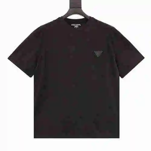Prada/Prada Camiseta de manga corta con logo de cuero clásico