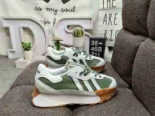 211D Retro Dominante! Los zapatos Adidas neo futro mixr touch se venden en cantidades limitadas. La 