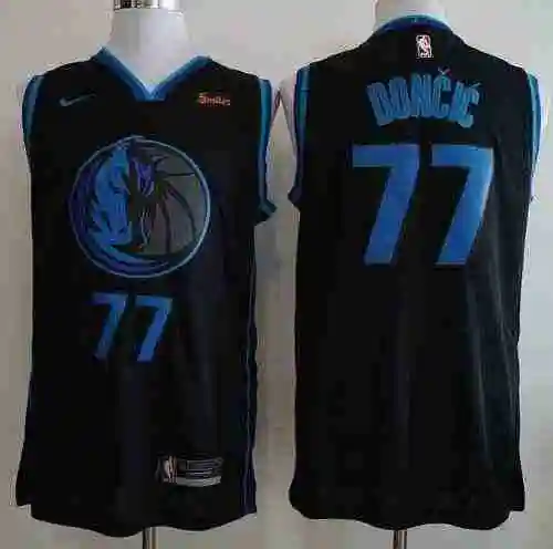 Mavericks 77 Luca Dongchech City Edition Cabeza de toro Negro