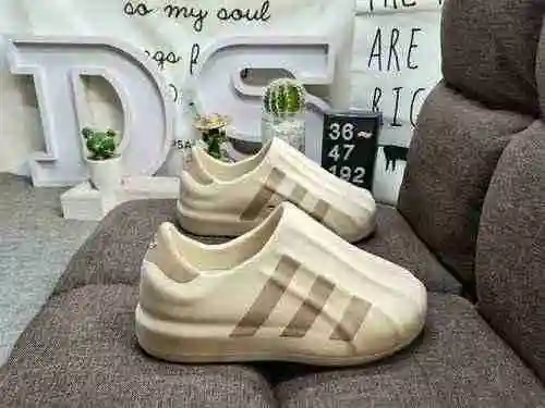 192 Dadidas origins Adifom Superstar duck shoes are made of 50% natural and renewable materials, whi