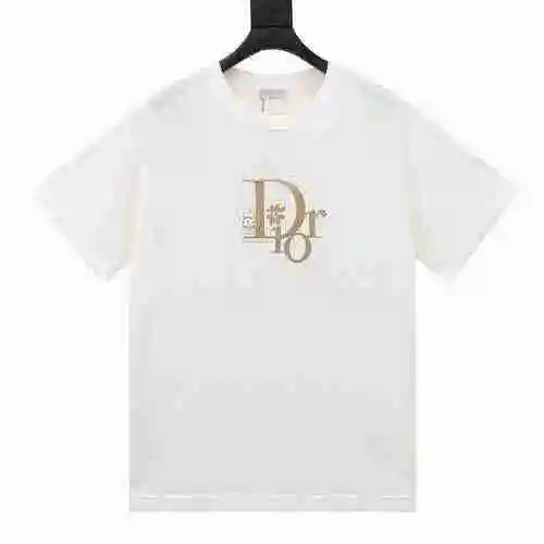 Camiseta de manga corta con logo bordado en el pecho