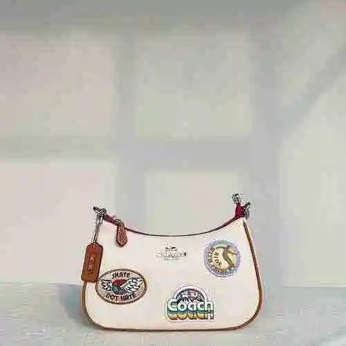 La bolsa para las axilas está hecha de piel de vaca original importada, con una bolsa de regalo de e
