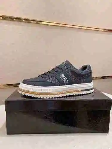 Boss 男鞋 编码：0517B40 Tamaño：38-44（可定做45）