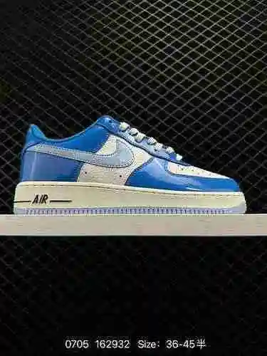 6 Zapatilla casual Nike Air Force Low Air Force One AF de caña baja. El rendimiento de amortiguación