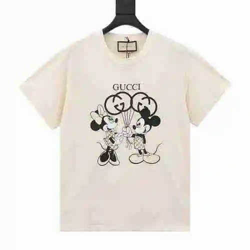 Camiseta de manga corta con estampado de Mickey Mouse de G Family