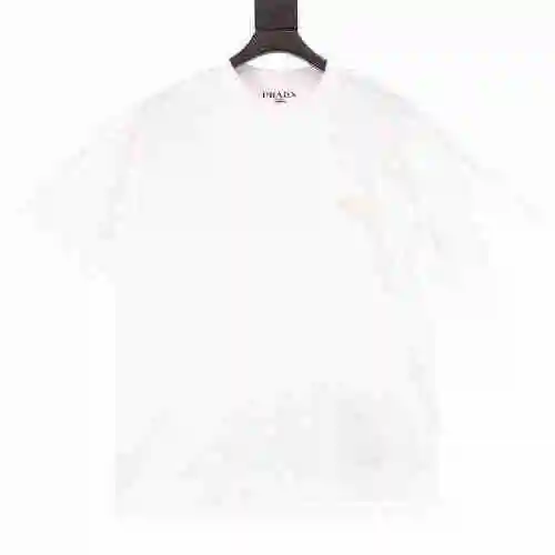 Prada/Prada Camiseta de manga corta con logo de cuero clásico