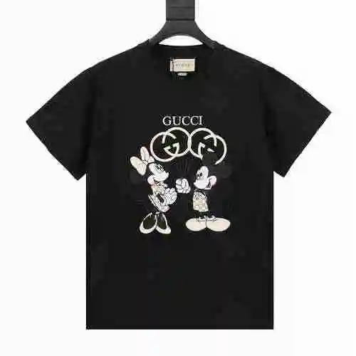 Camiseta de manga corta con estampado de Mickey Mouse de G Family