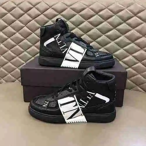 Zapato Valentino Hombre Código: 0216B80 Talla: 38-44 (45 personalizados sin devolución ni cambio)