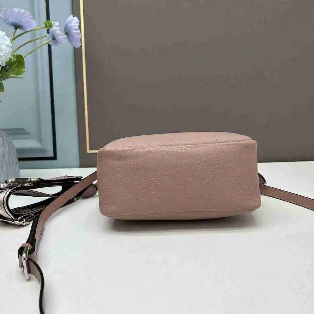 DW002550 (38).webp