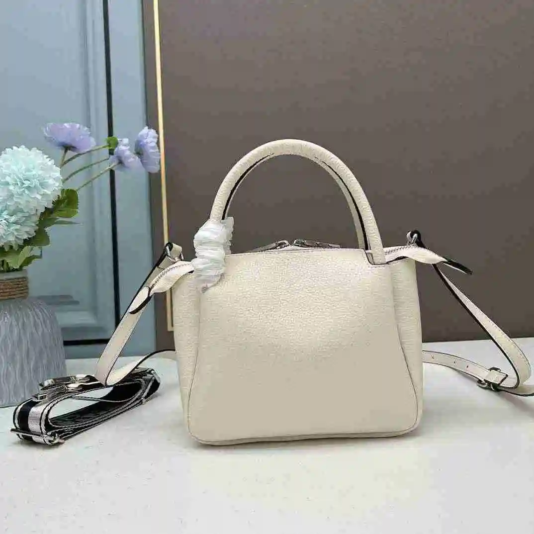 DW002550 (25).webp