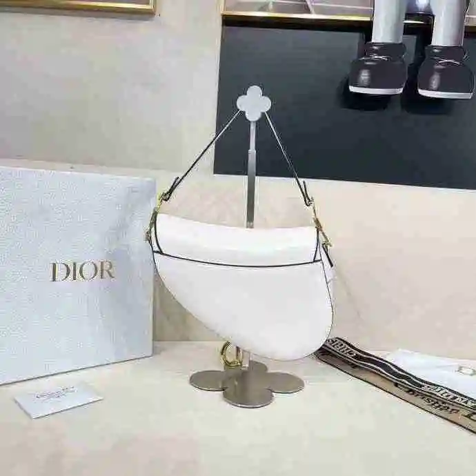DW002050 (20).webp