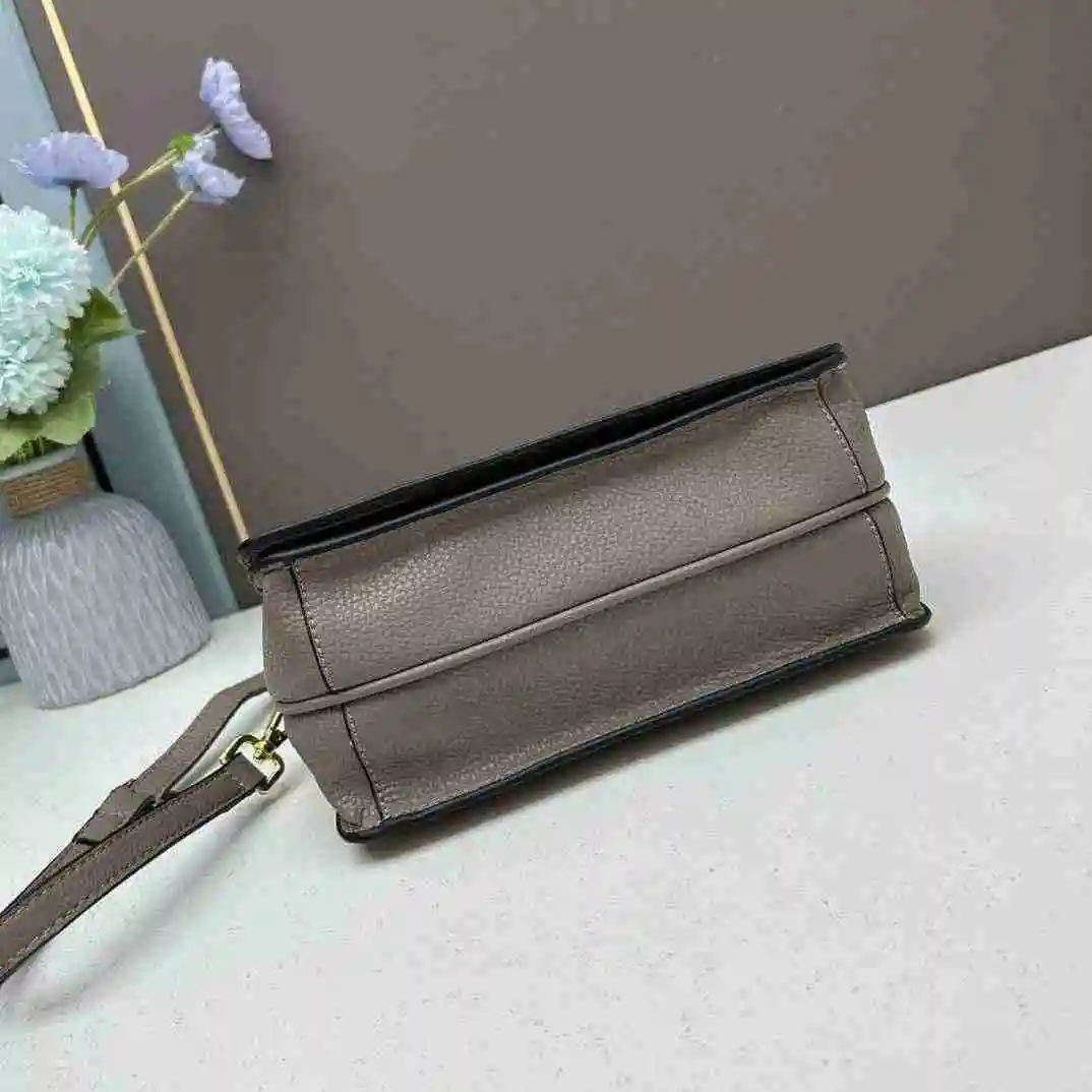 DW002450 (15).webp
