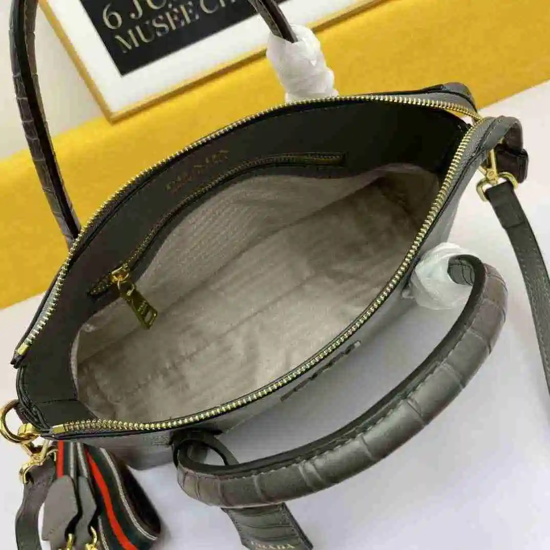 DW002850 (17).webp
