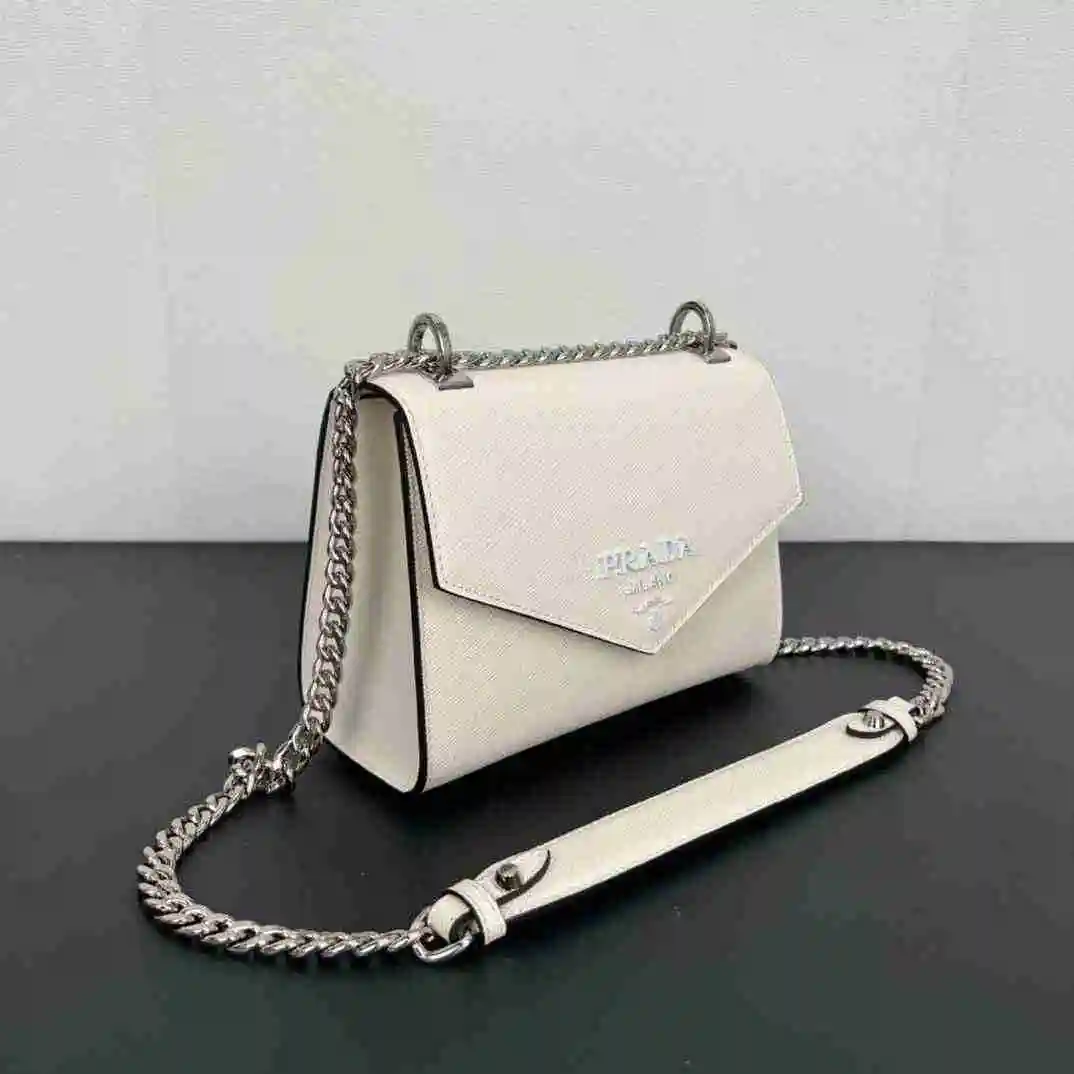 DW002650 (10).webp