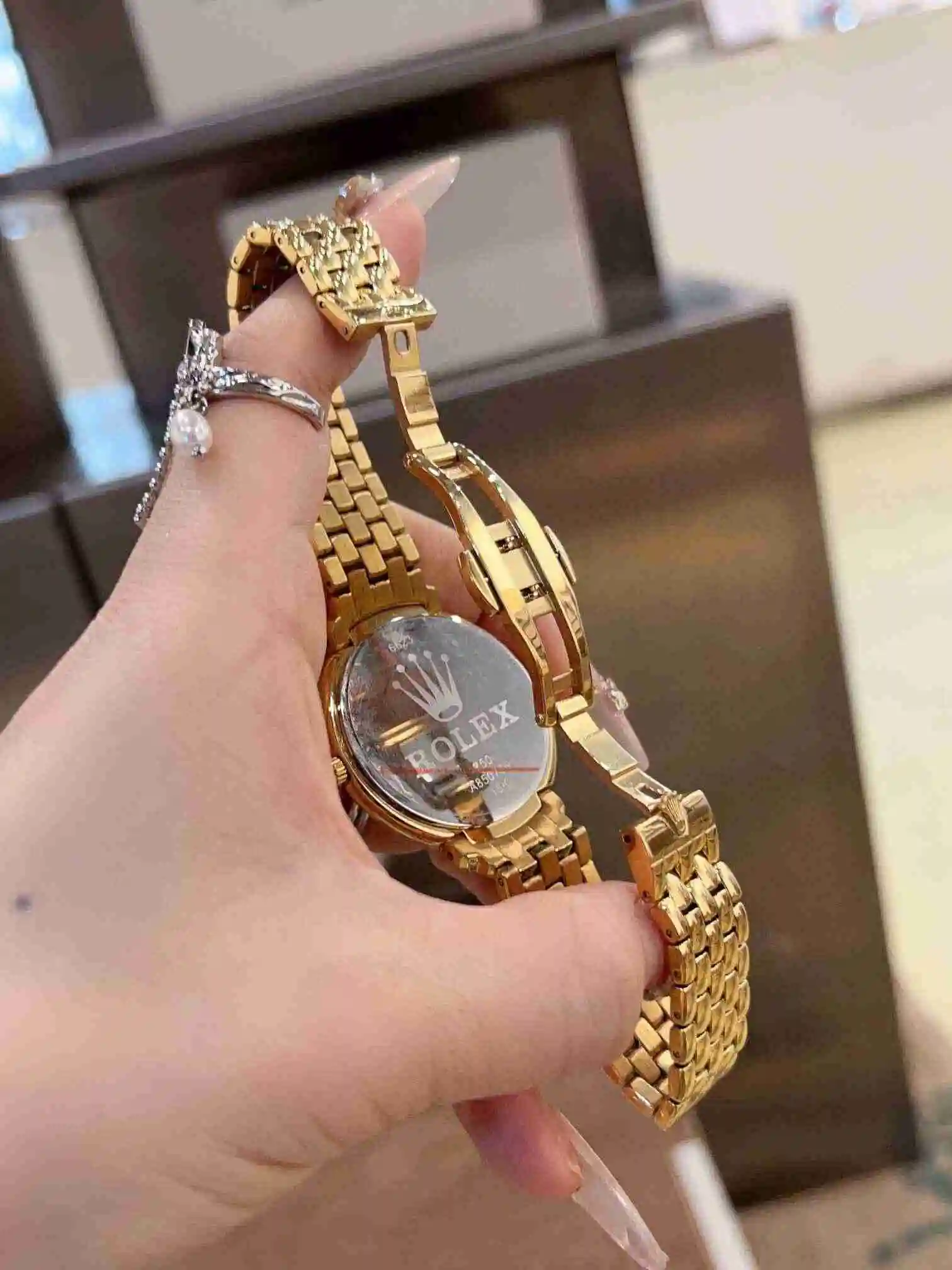 KK03950 (6).webp