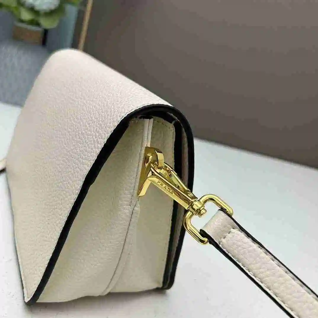 DW002450 (19).webp