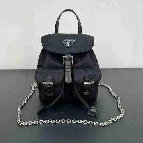 Mochila hecha de material de lona importado, bolsa de regalo de entrega de alta calidad, tamaño fact