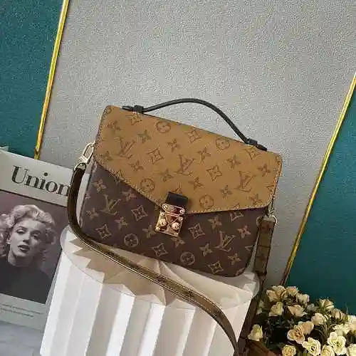 El bolso cruzado está hecho de material de lona importado, con una bolsa de regalo de entrega de alt