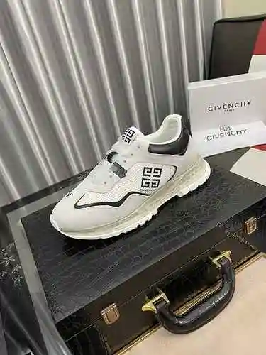 Zapato de hombre Givenchy Código: 0712C20 Talla: 38-44