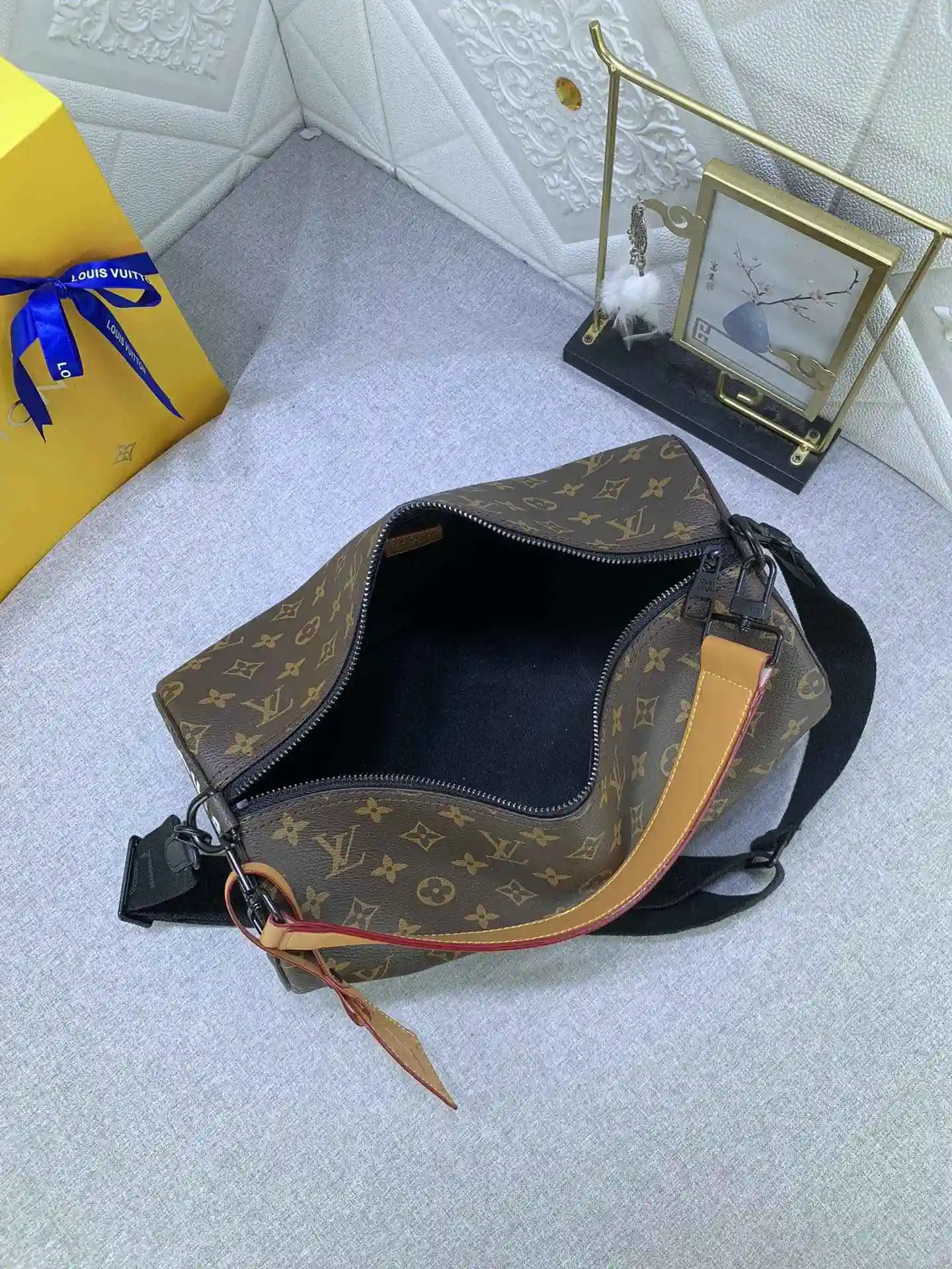 DS002550 (2).webp