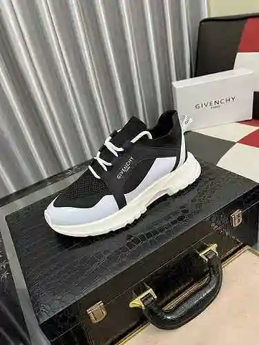 Zapato de hombre Givenchy Código: 0712B90 Talla: 38-44