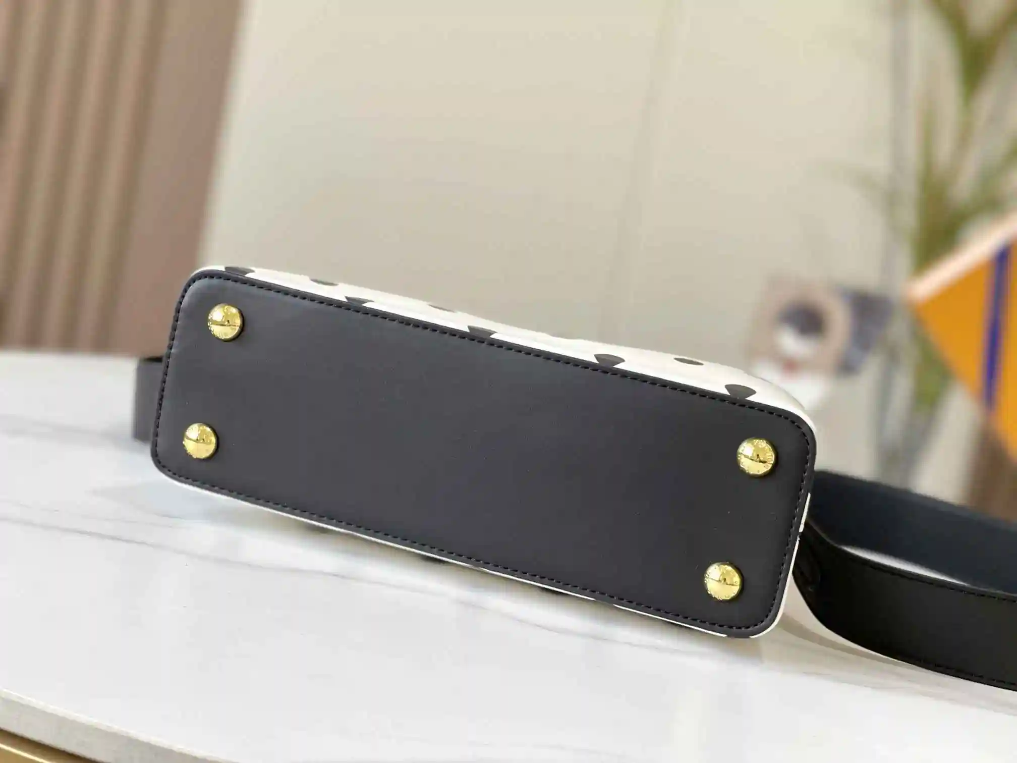 FR003150 (3).webp