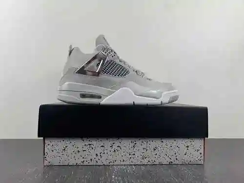 Headliner genuino 50. Air Jordan 4 WMNS "Frozen Moments" plateado galvanizado número de ar