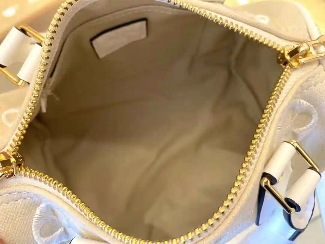 RF002650 (6).webp
