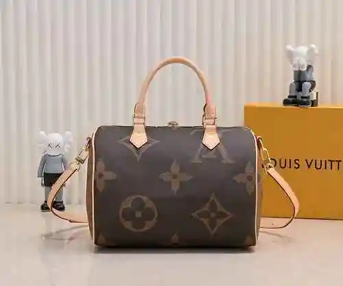 El bolso está hecho de material de lona importado, con una bolsa de regalo de entrega de alta calida