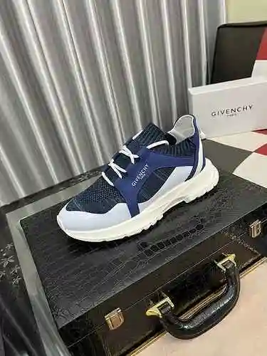 Zapato de hombre Givenchy Código: 0712B90 Talla: 38-44