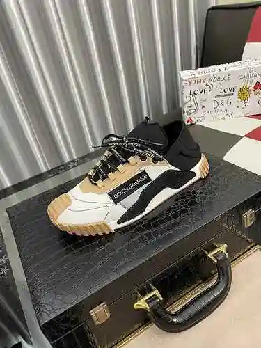 Dolce&Gabbana Código de estilo de pareja: 0712B50 Talla: 35-46