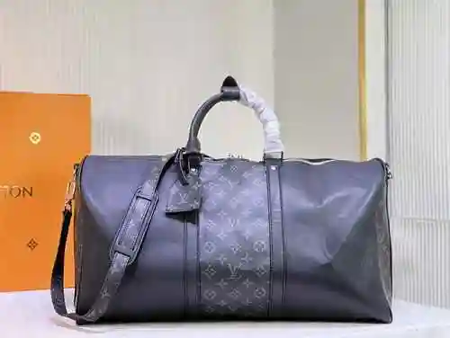 La bolsa de viaje está hecha de material de lona importado, con una bolsa de regalo de entrega de al