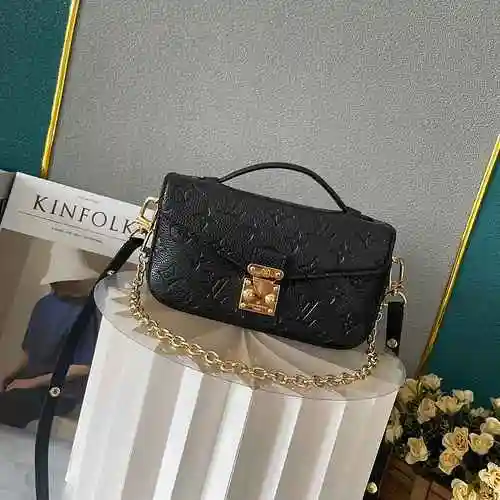 El bolso cruzado está hecho de material de lona importado, con una bolsa de regalo de entrega de alt