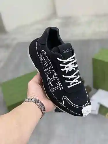 Código de zapato de hombre GUCCI: 0710C90 Talla: 38-44