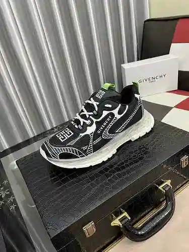 Zapato de hombre Givenchy Código: 0712C10 Talla: 38-44