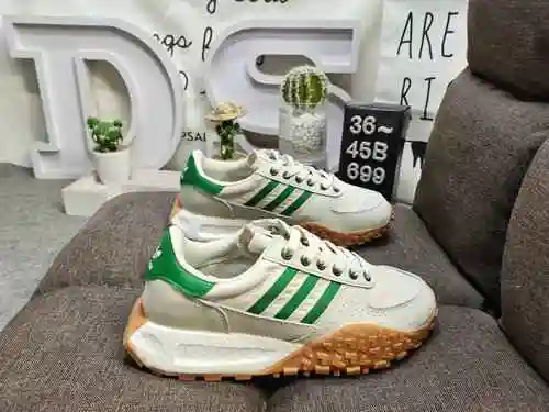 699DAdidas/Trifolium Boost origins Retropy E5 Popcorn Retro Running Shoes Suede yellow color blockin