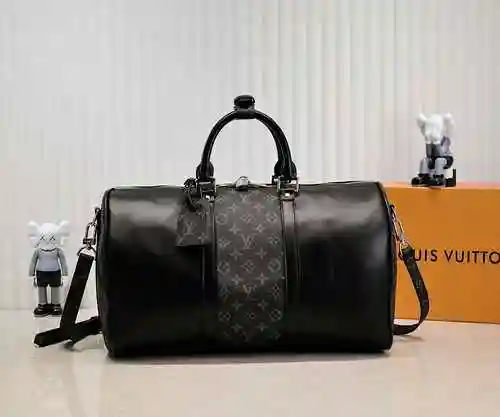 La bolsa de viaje está hecha de material de lona importado, con una bolsa de regalo de entrega de al