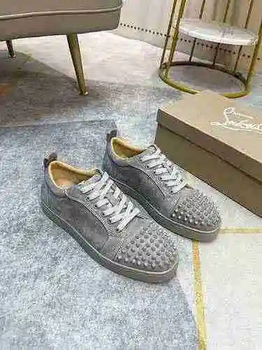 Christian Louboutin 23022006-1 talla: 38-45 (personalizado46.47)