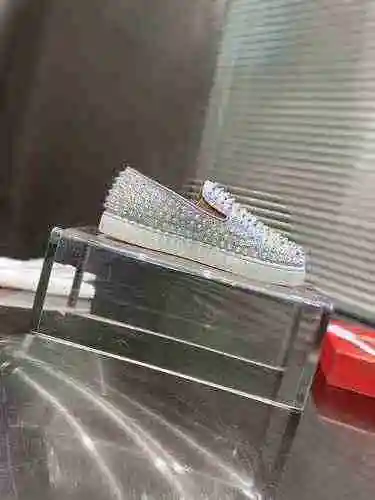 Christian Louboutin 22022740 talla: 38-47