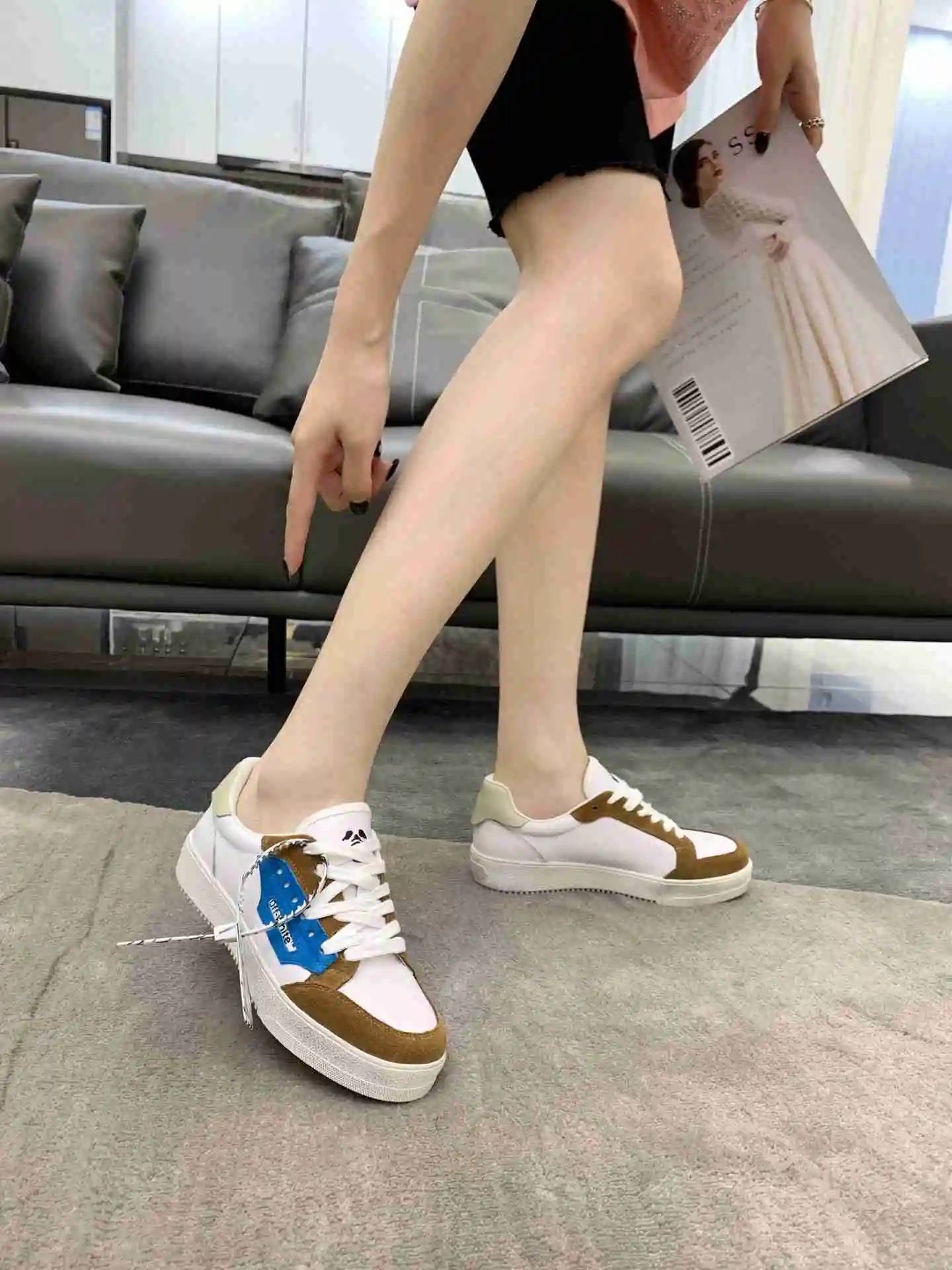 35-44 (5).webp