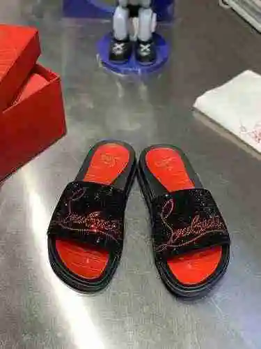 Christian Louboutin 22060305 TALLA: 38-45