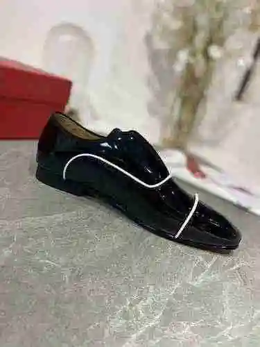 /140 Christian Louboutin 22022756 talla: 38-47
