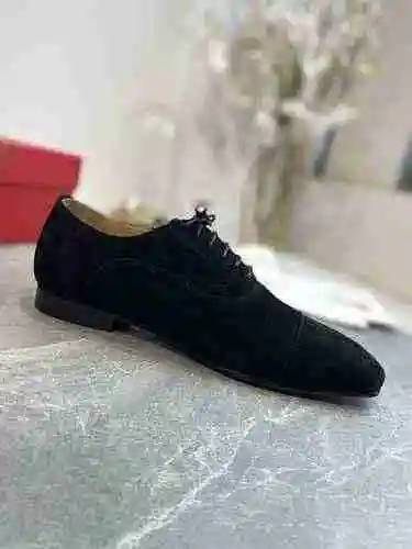 /Christian Louboutin 22022743 talla: 38-47