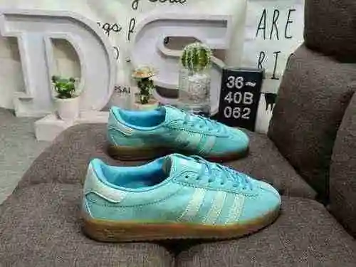062D company level Adidas Bermuda END retro single item series retro sports board shoes are wrapped 