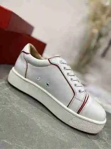 Christian Louboutin 22022901-5 tamaño: 38-47 Se puede personalizar media yarda