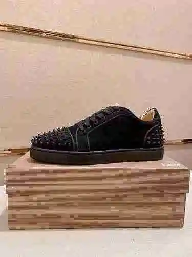 Christian Louboutin 22060310 TALLA: 38-44