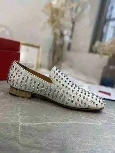 /140 Christian Louboutin 22022755 talla: 38-47