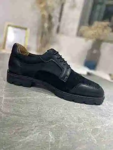 139 Christian Louboutin 22022737 talla: 38-47